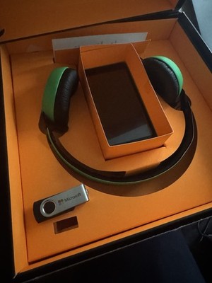 Microsoft Lumia 535 - Grün Music Edition