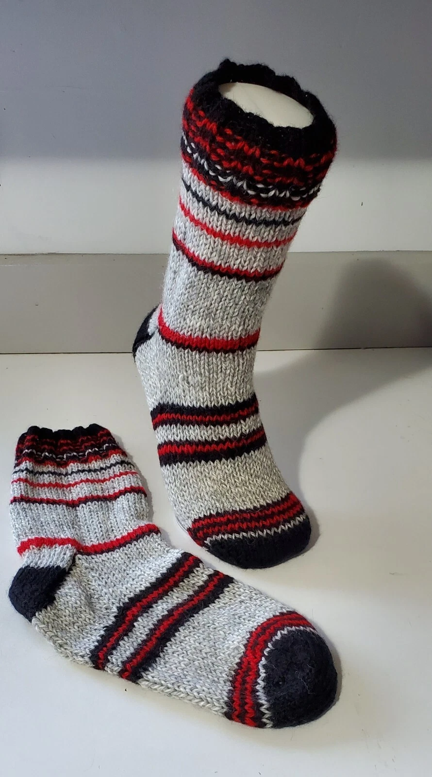 HAND KNIT MEN'S WOOL SOCKS 10-11" Foot