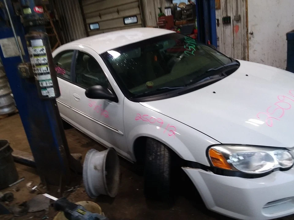 Engine Convertible 2.4L VIN X 8th Digit Fits 01-02 SEBRING 2096606 - Image 3 of 4