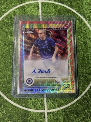 2024-25 Topps Chrome Womens UCL Aggie Beever-Jones Rose Gold Auto #39/50 Chelsea