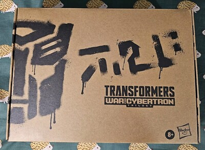 Transformers Generations Select WFC-GS17 Shattered Glass Ratchet & Optimus Prime