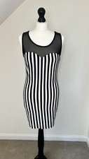 Forever 21 Black&White Mini Bodycon Dress. Size M