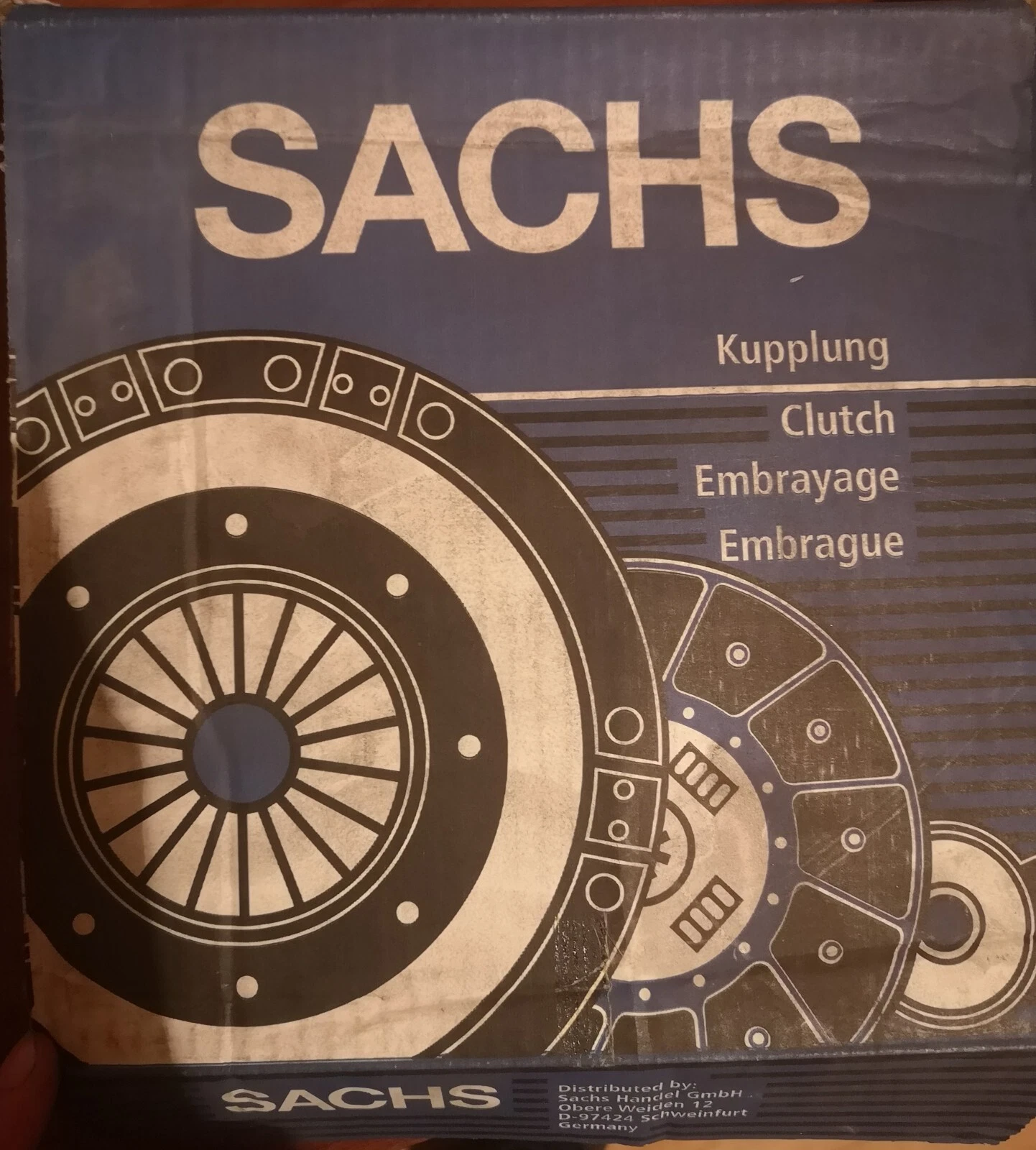 Sachs Clutch Part 1862168132 &ndash; Organic Universal Fitment: No Placement on Vehicle: Front Transmission Type: Manual Brand: Sachs Number of Teeth: 10 Item Diameter: 228