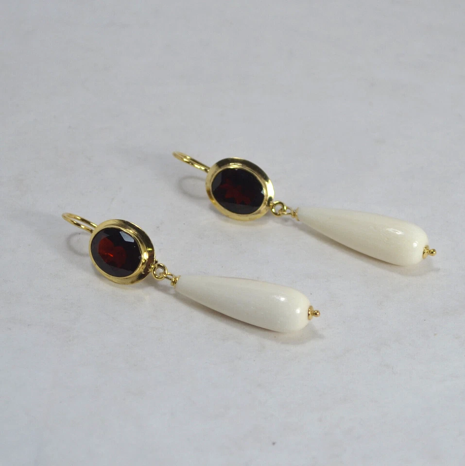 ORECCHINI  ARGENTO 925 DORATO  CABOCHON GRANATO  E  PENDOLI OSSO       AGHT 0920 - Immagine 2 di 3