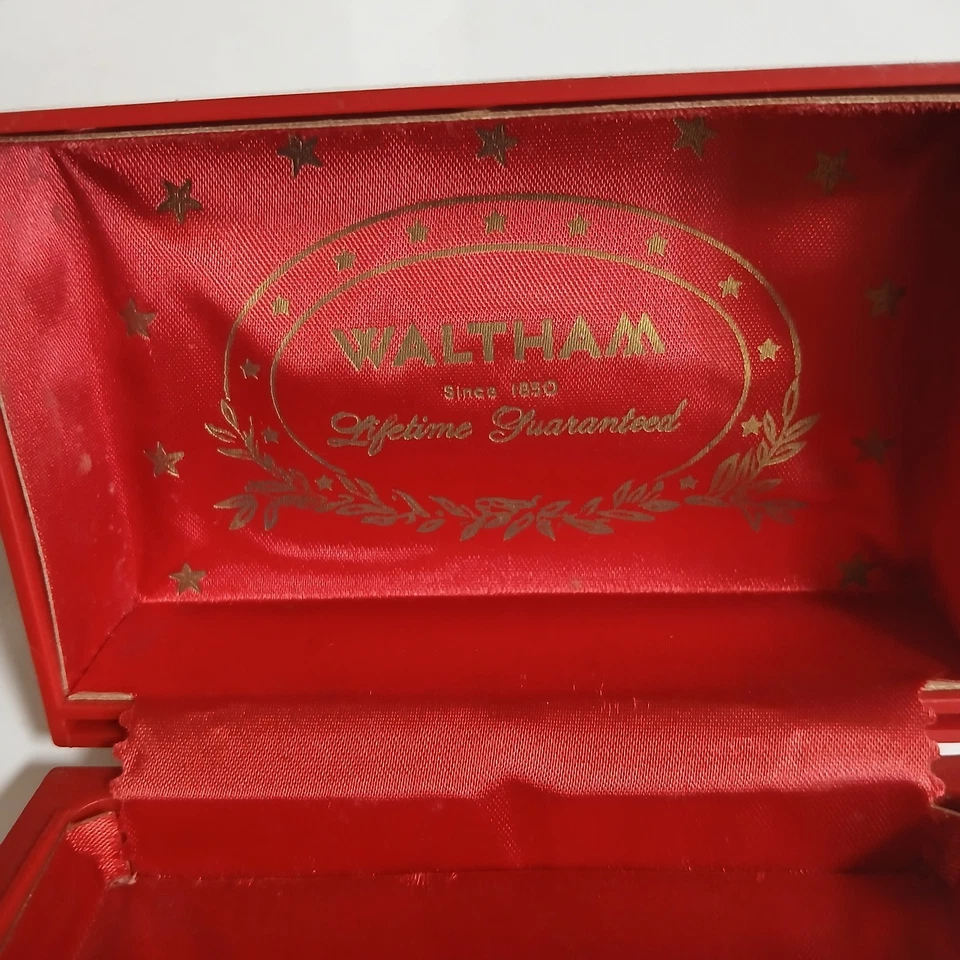 Caja Presentación Reloj Waltham Rojo Vintage 4.75" X 3.0 X 2" Foto 4 de 4