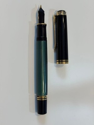Pelikan Souveran M800 Green Stripe 18C Fountain Pen M Nib Pre-owned from Japan