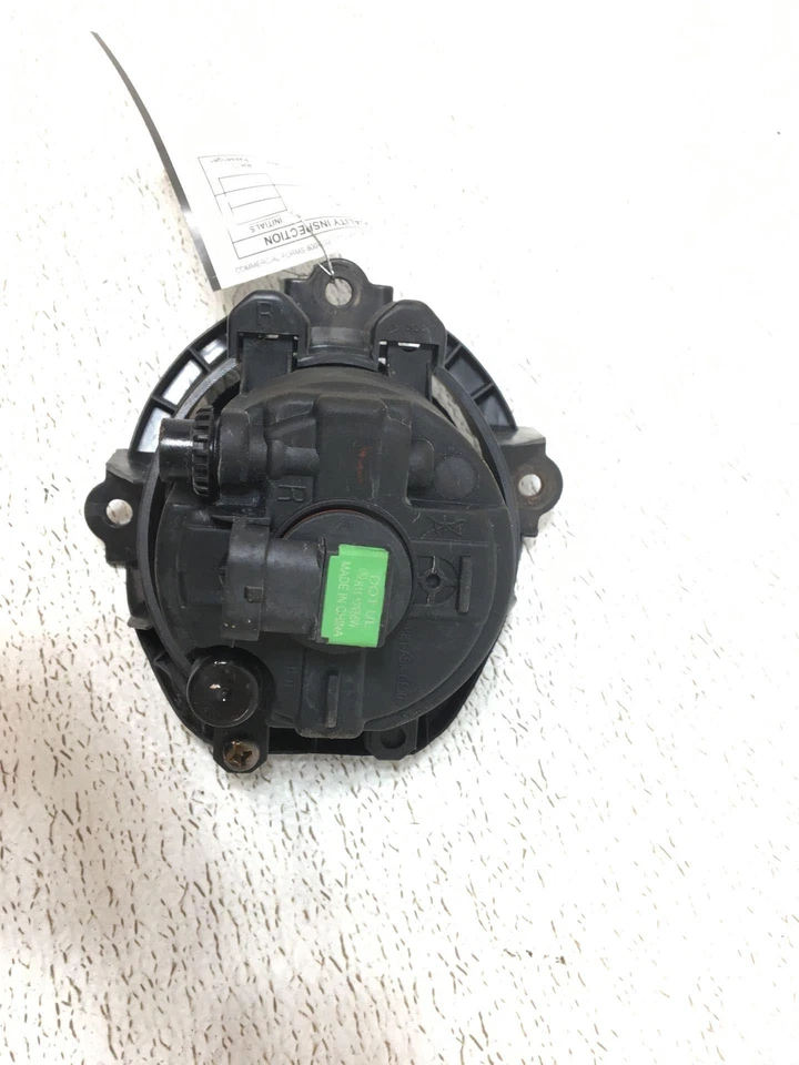 06 07 08 09 10 11 12 Faro delantero derecho Toyota TOYOTA RAV-4 Foto 2 de 2