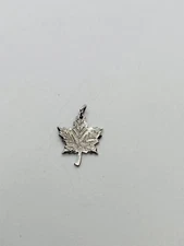 VINTAGE FORSTNER STERLING SILVER MAPLE LEAF DESIGNER CHARM PENDANT 0.6g 925