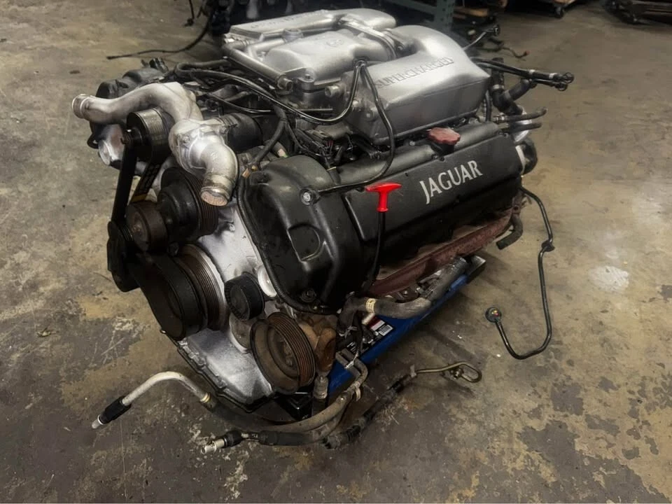 Jaguar XJR XKR 1997 1998 1999 4,0 V8 motor completo sobrealimentado 90 k millas Foto 4 de 4