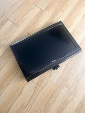 Insignia NS-L32Q-10A 32" LCD Flat Screen TV 720p HDMI Black