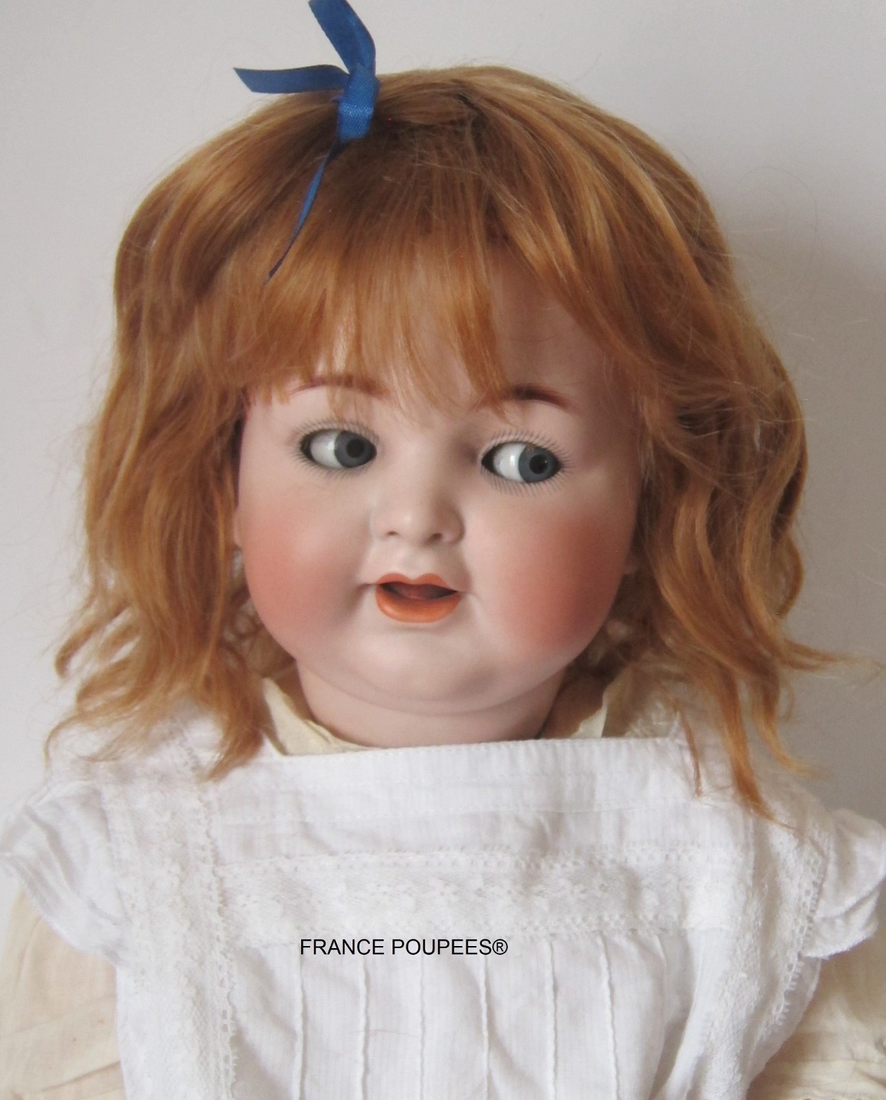 Perruque blonde poupée ancienne tête 32-34 cm de style XIXème siècle