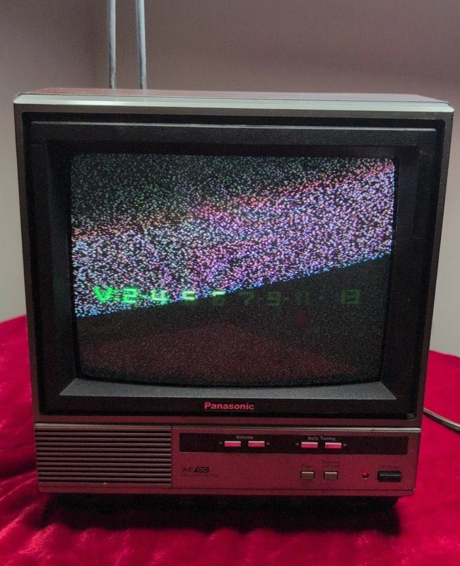 Panasonic Vintage Portable CRT TV Woodgrain w/ Rabbit Ear Antenna