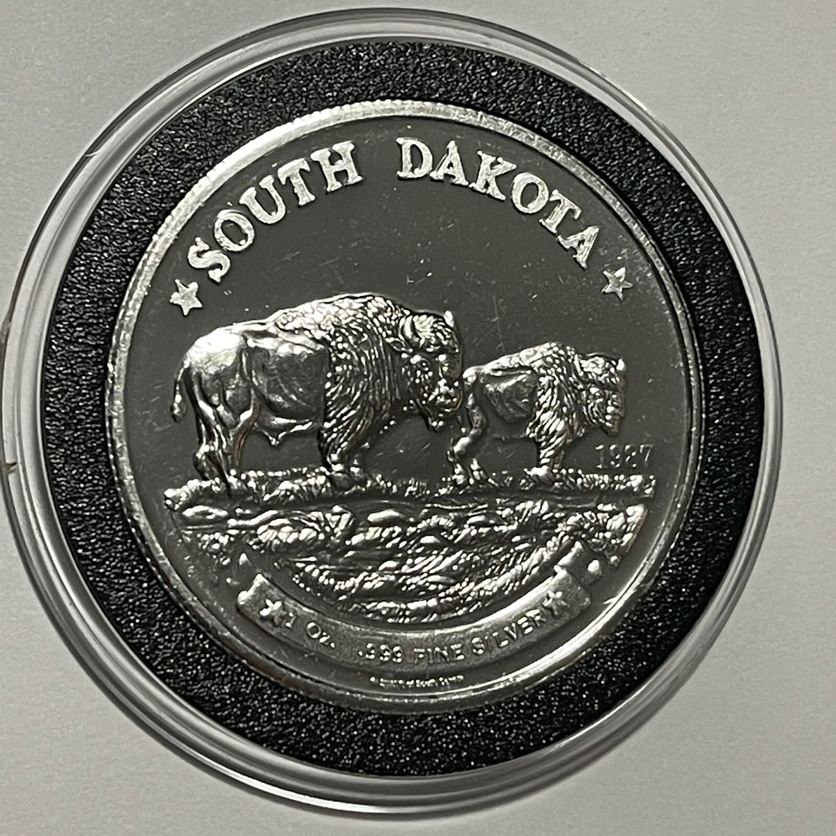 1987年1オンス .999 ファインシルバー バッファロー/サウスダコタの国章 1987年1オンス .999 ファインシルバー バッファロー/サウスダコタの国