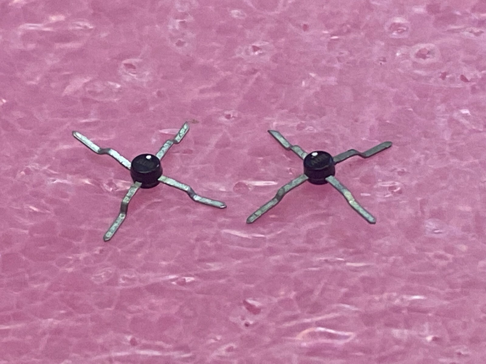 1PCS MAR-8SM MAR-8SM Screen Printed A08 SMT86 Encapsulated Cross Amplifier In Stock - Foto 5