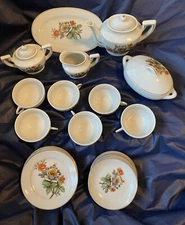 Vintage Child's Children's Porcelain Tea Dinner Set 26 Pieces -  Made in Japan