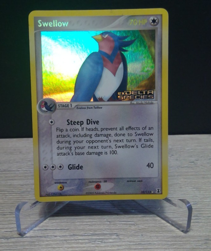 Swellow 32/113 EX Delta Species Reverse Holo Rare Pokémon Card - NM