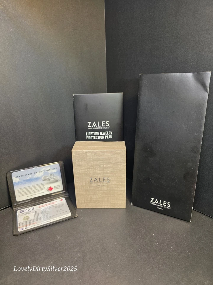 COLLAR ZALES ORO 14K CON COLGANTE DIAMANTE 1/4 QUILATE PESO TOTAL 1,68 GRAMOS Foto 2 de 4