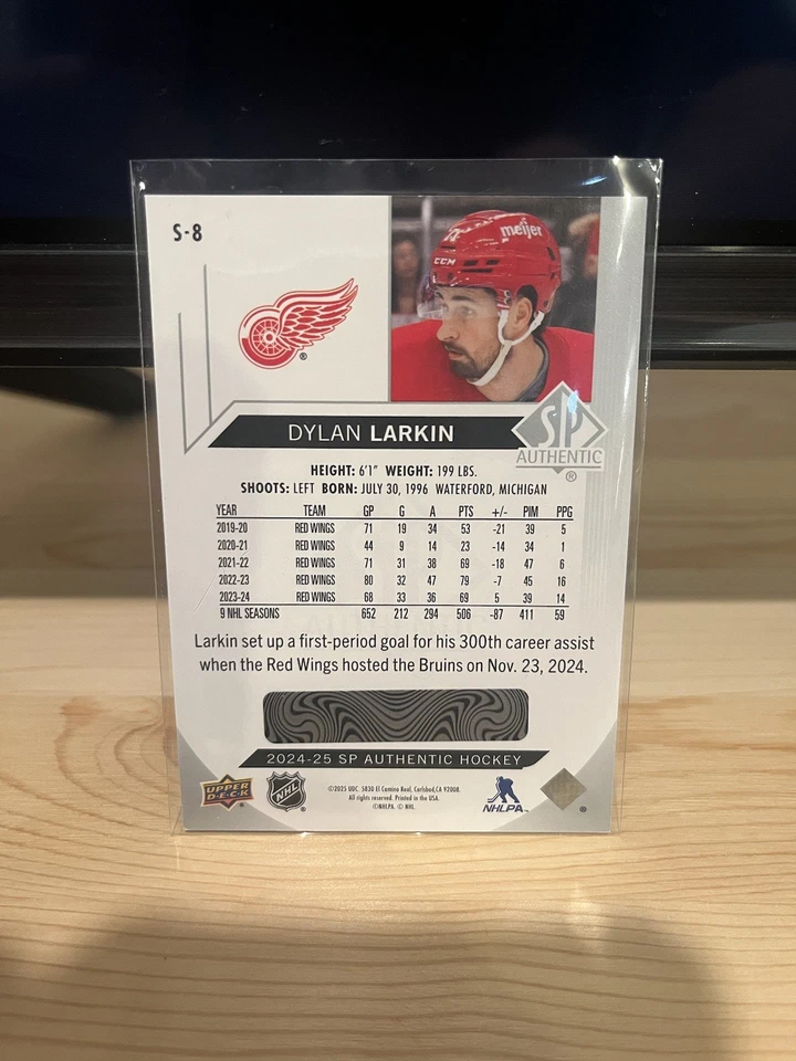2024-25 SP Authentic Dylan Larkin Spectrum FX Unscratched - Image 2 of 2