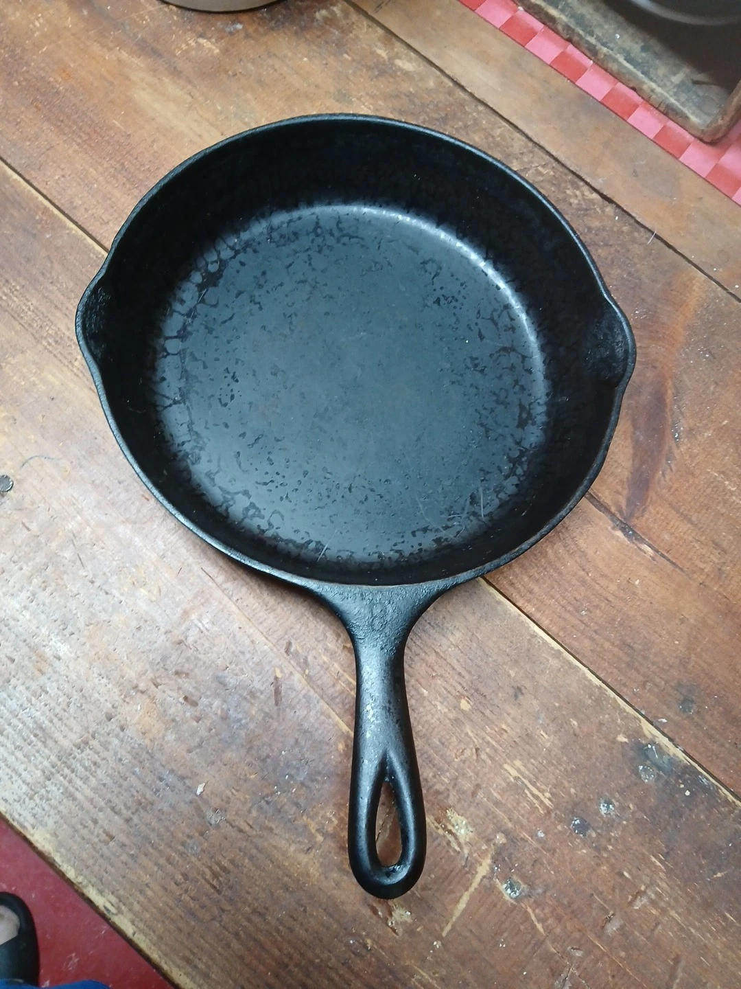 Vintage Wagner Ware Sidney O 1058B #8 Cast Iron Skillet