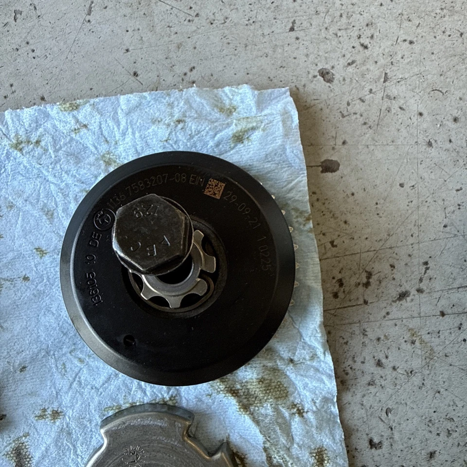 Впускной коллектор звездочки регулятора распределительного вала для BMW N51 N52 N55 11367583207&08 - Изображение 3 из 4