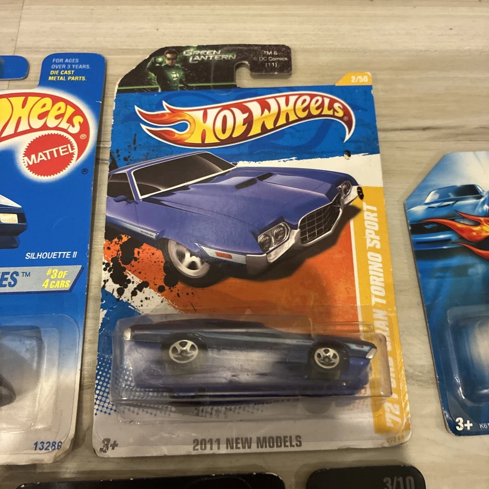 Hot Wheels 6 Lot Back To The Future Delorean Coronet, Chevy Nova Turino Dark - Image 4 of 4