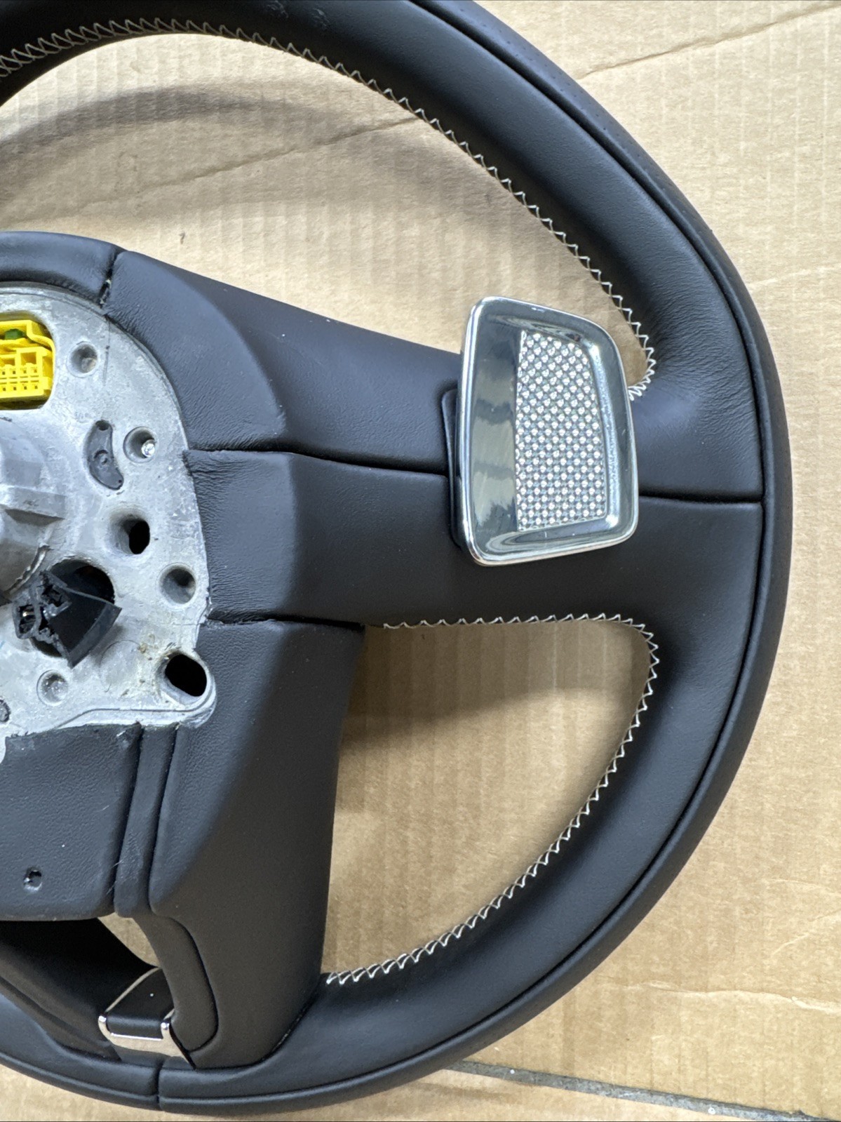 2016-2020 BENTLEY BENTAYGA DRIVER STEERING WHEEL BLACK LEATHER HEATED W/ PADDLE