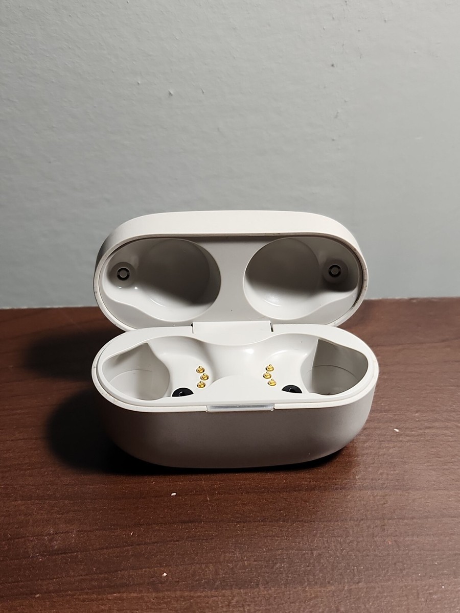 Original Sony earbuds wf-1000xm4 silver CASE ONLY Original Sony earbuds wf-1000xm4 silver CASE ONLY