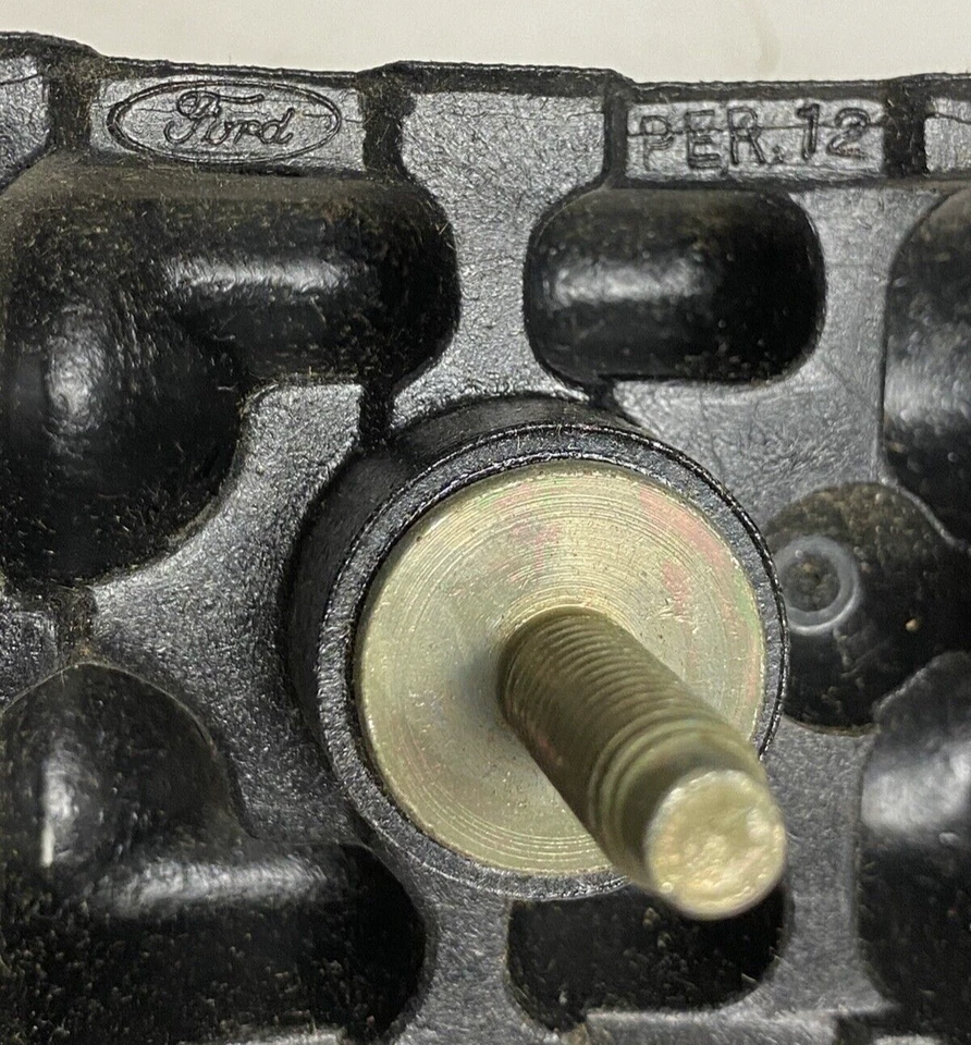 NOS 81,2,3,4,5?FORD ESCORT BUMPER GUARD,MERCURY LYNX,RH,LH,PASSENGER,DRIVER SIDE - Image 3 of 4