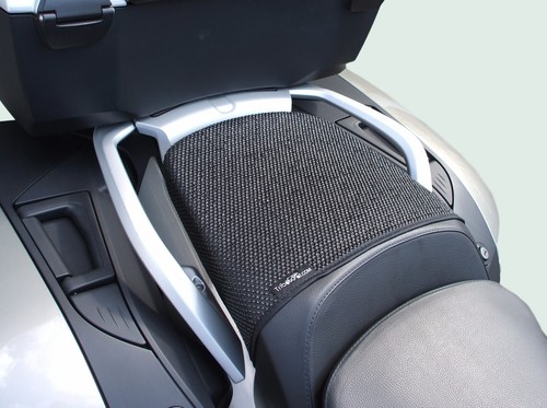 TRIBOSEAT Housse Siège Anti-Slip Passager Noire - Compatible Kawasaki Z750 2007-2012