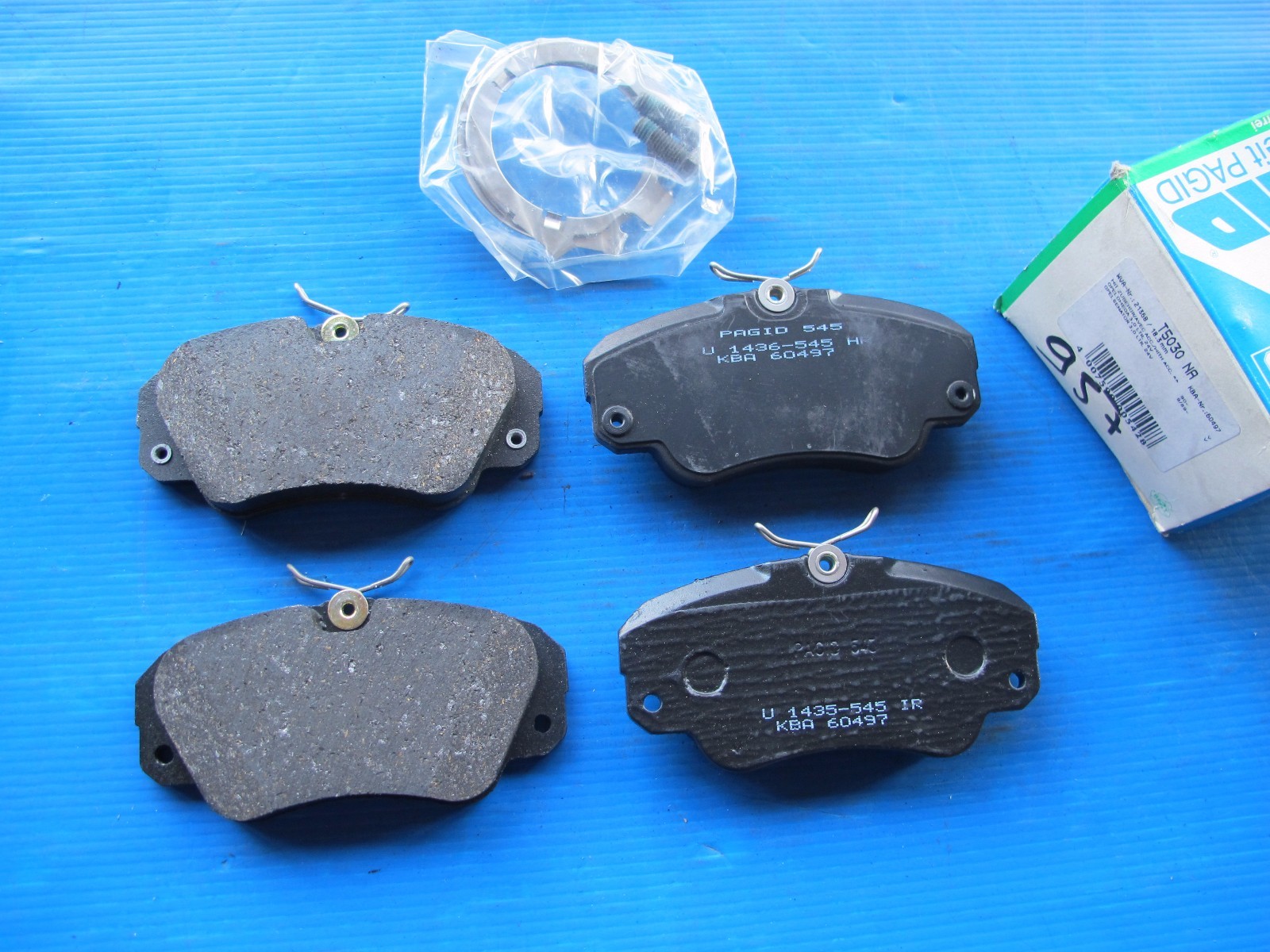 Plaquettes de freins avant Pagid sans amiante pour berline Opel Omega
