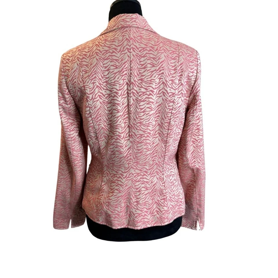 R.Q.T Women’s Pink Zebra Print Blazer Jacket V Neck Three Button Front Size 10 - Image 2 of 4