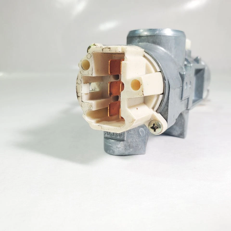 Interruptor de encendido con llave OEM 2002 Nissan Sentra Foto 2 de 4