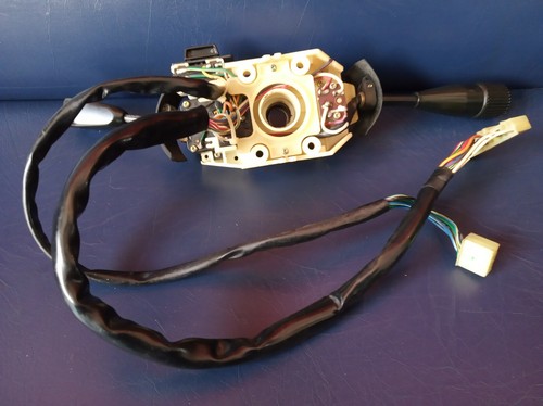 Honda Accord 82-83 Headlight Indicator Wiper Switch - Picture 2 of 5