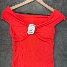 Off the shoulder red top size small BNWT 