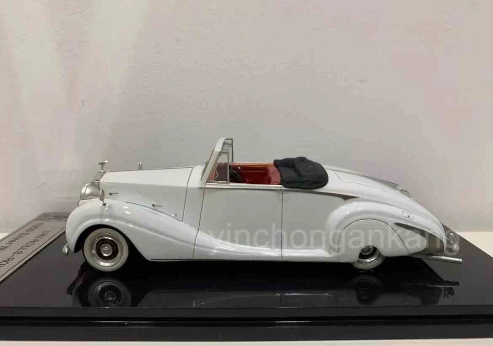 1/43 Factory Original Rolls-Royce 1950 Phantom Sports Car (Resin Model) - Image 2 of 4