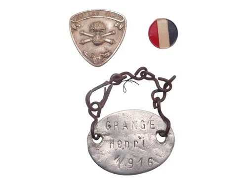 3 X WW1 / WW2 FRANCE / FRENCH INSIGNIA BADGES DOG TAG