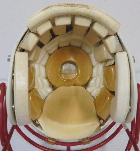Casco usado juego Maurice Hurst New England Patriots NFL 1991/92 - Imagen 6 de 8