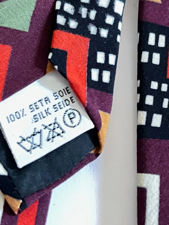 Corbata Memphis Milano abstracta 100 % seda diseño Dell G Vittoria Italia Foto 4 de 4