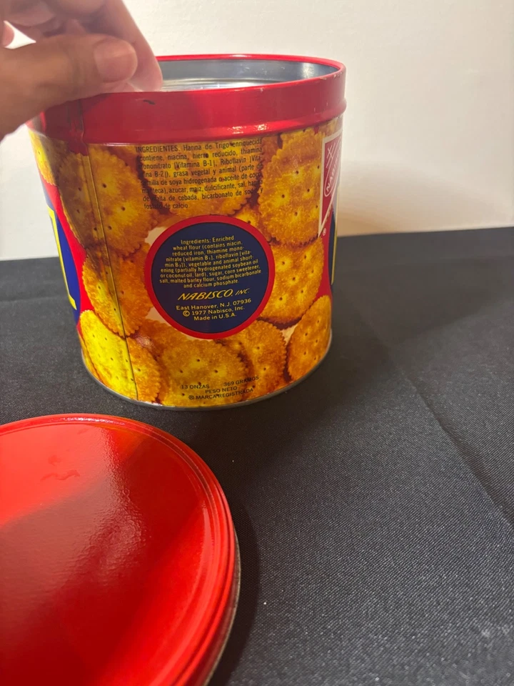 Galletas Ritz de colección 1977 lata de 13 oz Nabisco con tapa de metal cocina retro Foto 3 de 4