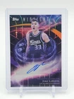 JAKE LARAVIA 2025-26 TOPPS MIDNIGHT STROKE OF MIDNIGHT AUTO DUSK /75 Q7278