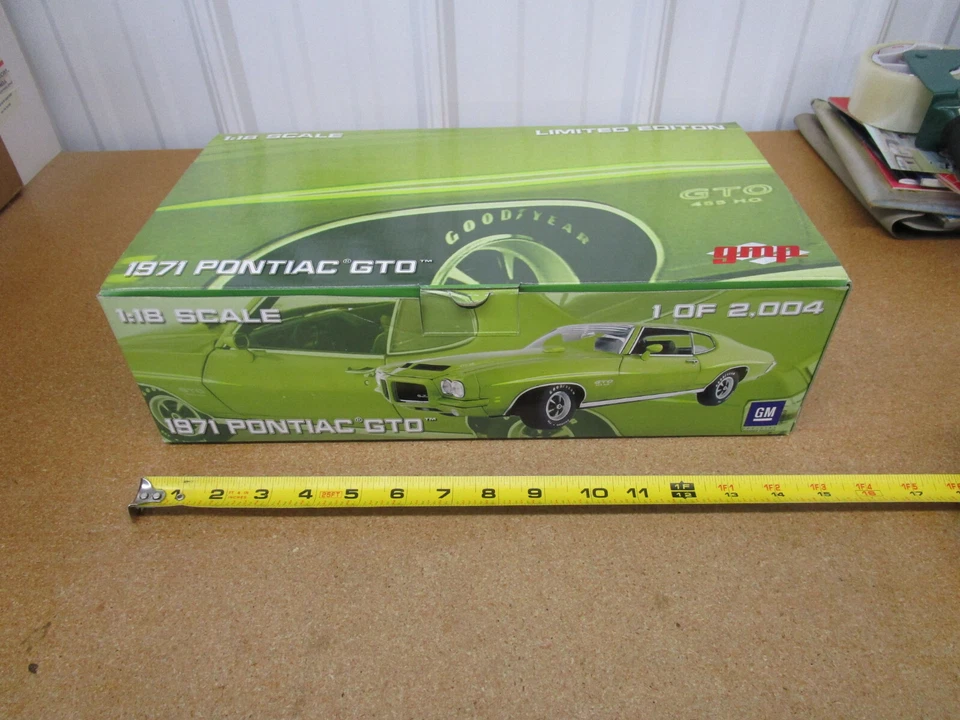 1971 Pontiac GTO GMP 1/18 diecast car box NEVER DISPLAYED 1 of 2004 limited - Image 3 of 4
