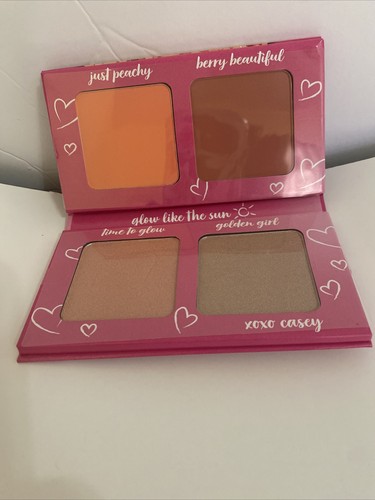 Essence Casey Holmes Powder Palette Peachy Bean. 20g. New In Pack. - Picture 4 of 5