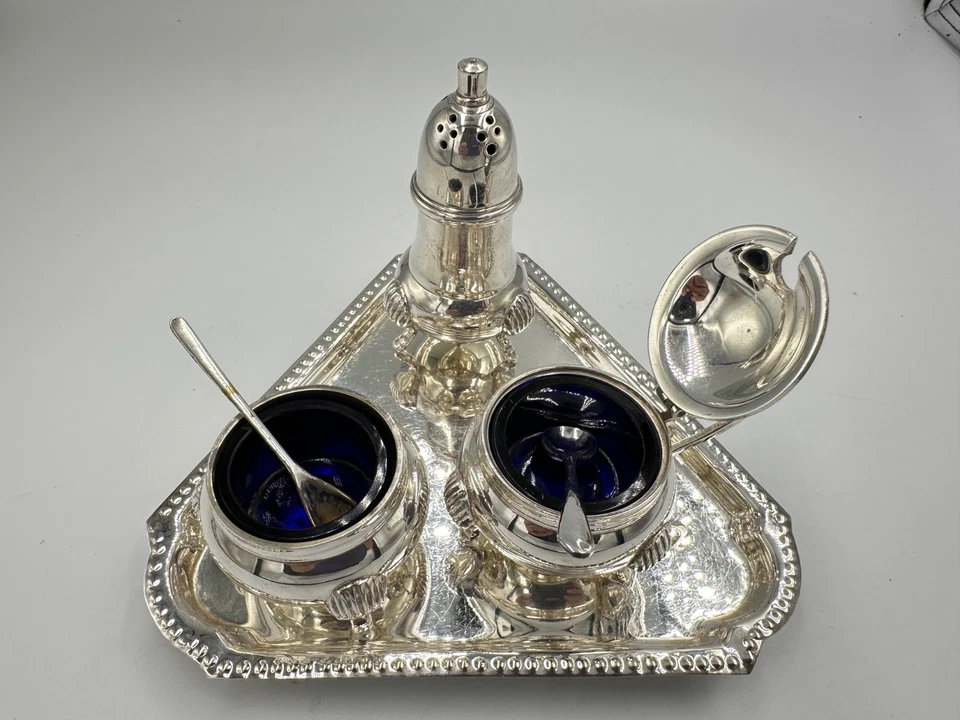 Early 20th Century Silver Plate Condiments Set/Warwick Tray/Open Salt Cellar - Imagem 2 de 4