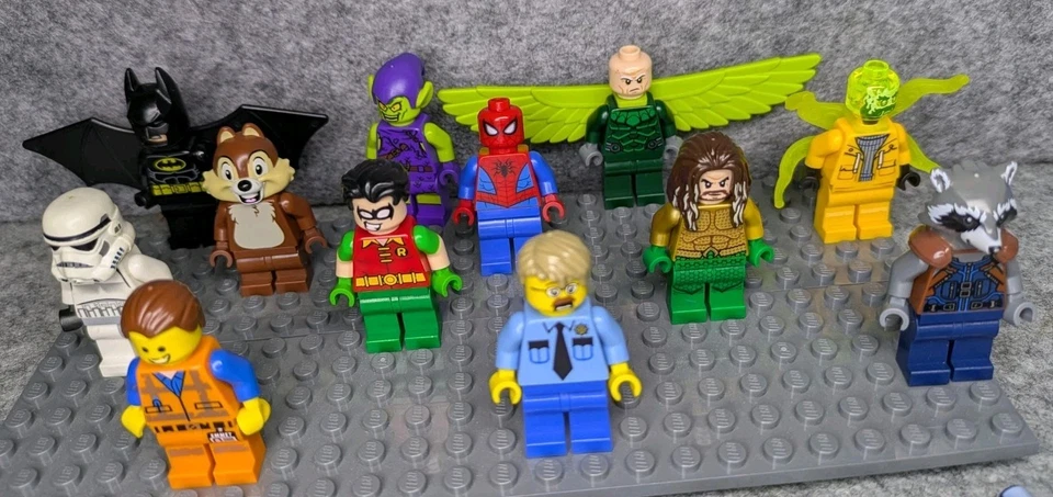 Huge LEGO Minifigure Lot – 60+ Figs & Parts Marvel DC Star Wars City Mixed Bulk - Image 3 of 4