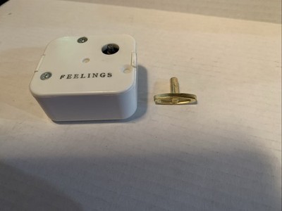 Sankyo Music Box Replacement Movement 3S Musical Animated Plays Feelings W/ Key