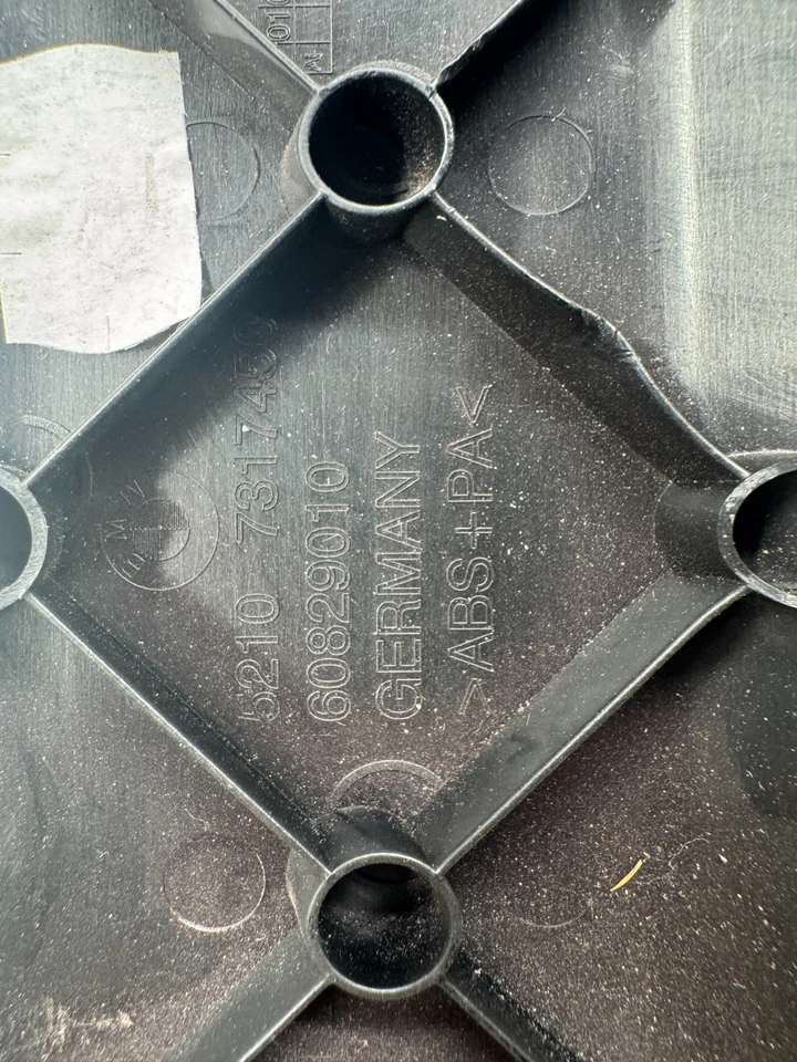 Черный отделочный чехол для переднего правого сиденья BMW 528XI 528I F10 2014-2016 годов выпуска 52107317450 - Изображение 4 из 4