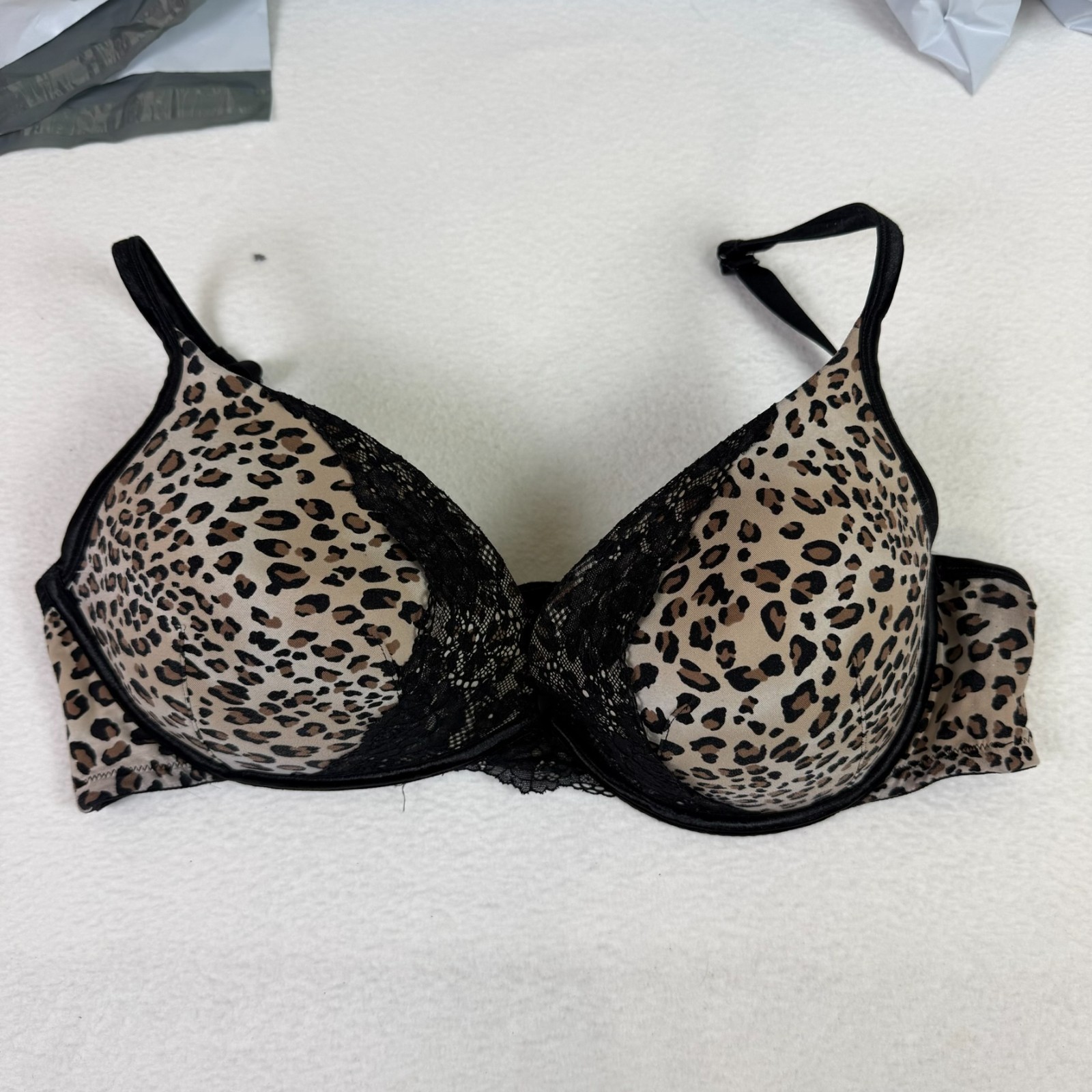 Cacique Smooth Boost Plunge Bra Size 42D Animal Print Lace