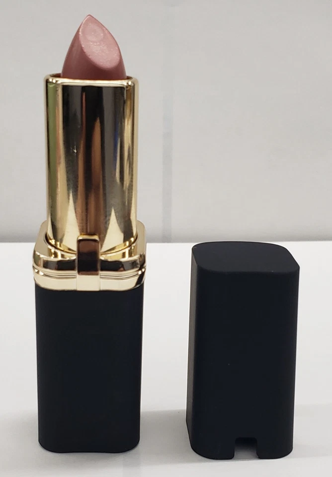 NEW L'OREAL COLOUR RICHE COLLECTION EXCLUSIVE LIPSTICK- 370 JENNIFER'S NUDE - Image 2 of 3