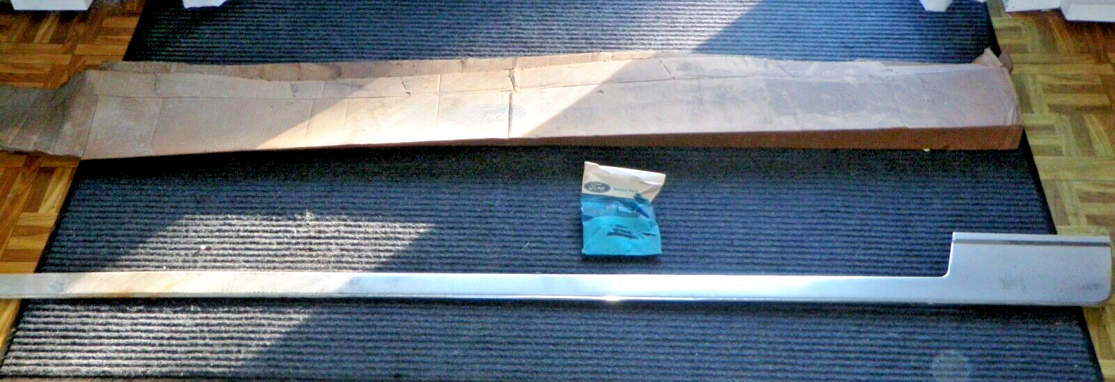 NOS 1987 1988 1989 1990 1991 COUNTRY SQUIRE LTD CROWN VIC Rocker Panel