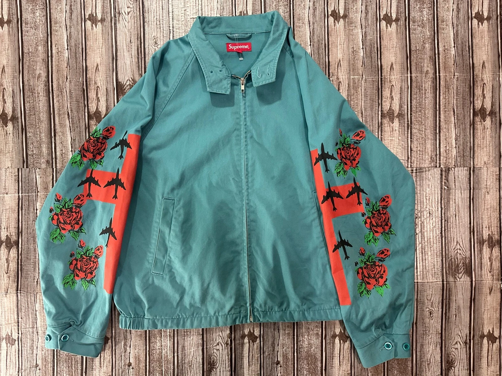Veste SUPREME 2023 